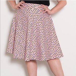 6X NWT Swak Curvy Kitten Skirt